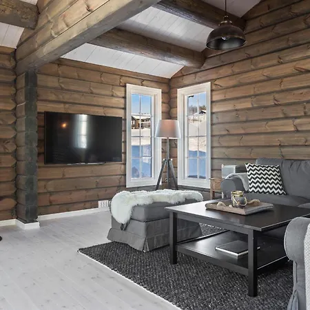 New Timber With Stunning Views And Comfort