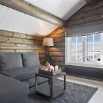 New Timber With Stunning Views And Comfort * Beitostolen